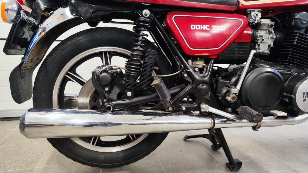 YAMAHA XS 750 1978 - 14