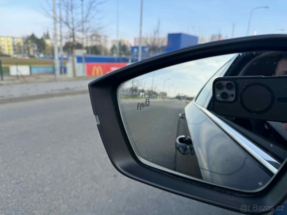 Škoda Superb 2.0 TDI 4x4 L&K DSG - 14