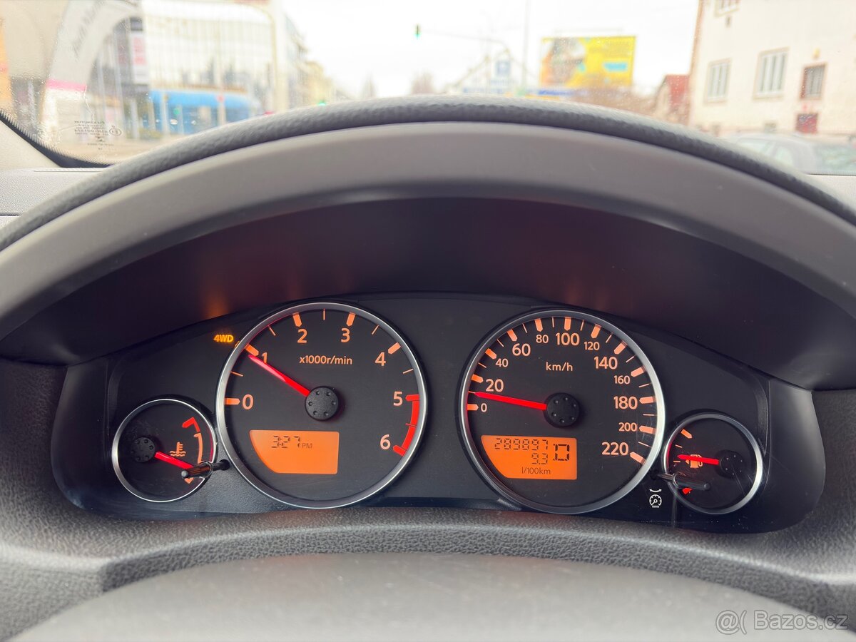 Nissan Pathfinder - 14