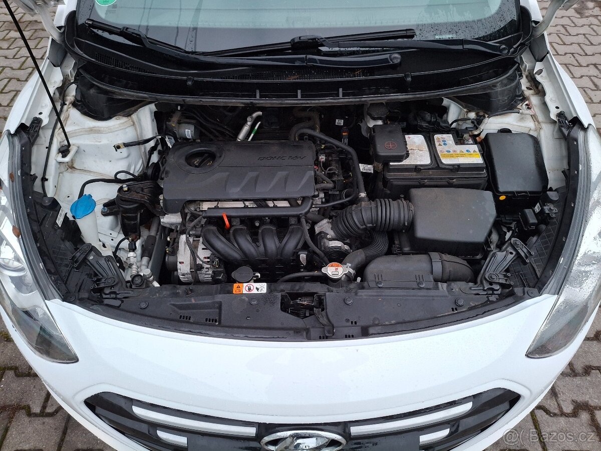 HYUNDAI i30 1.4 16V 74kw - 14