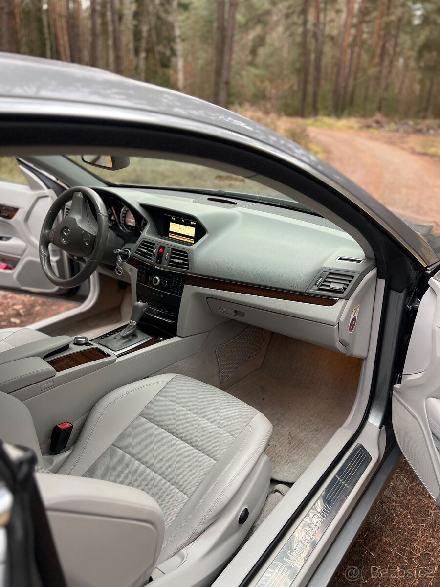 Mercedes E350 CGI W207 W212 E kupe - 14