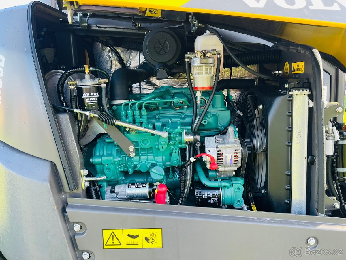 Pásové rypadlo Volvo ECR50D - 14