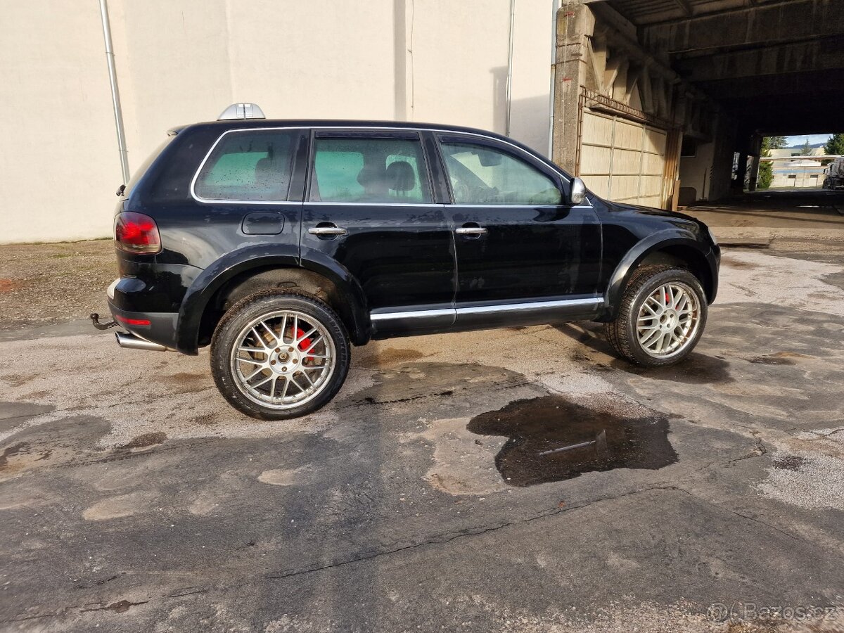 Volkswagen Touareg edice King Kong rok: 2005, 5.0tdi, - 14