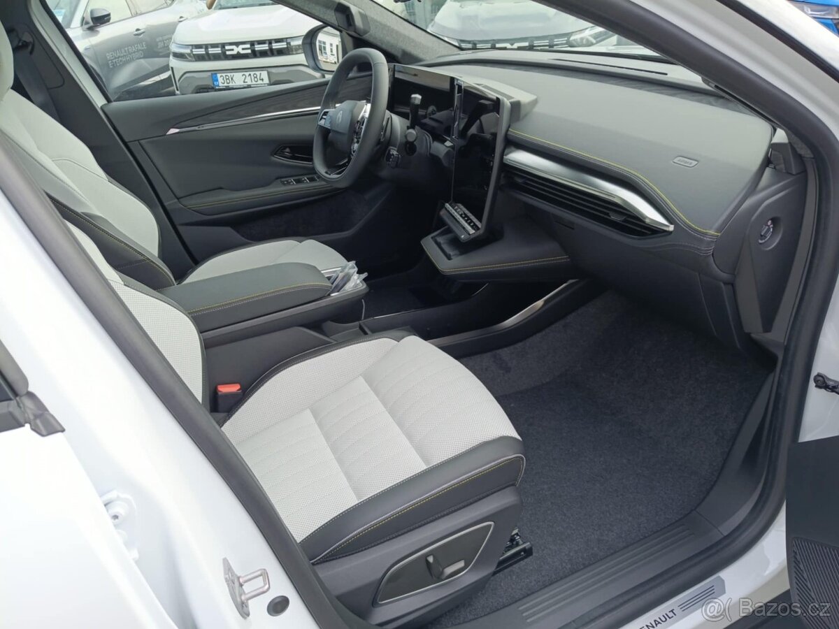 RENAULT Nový Scénic iconic 220 k long range 2025 - 14