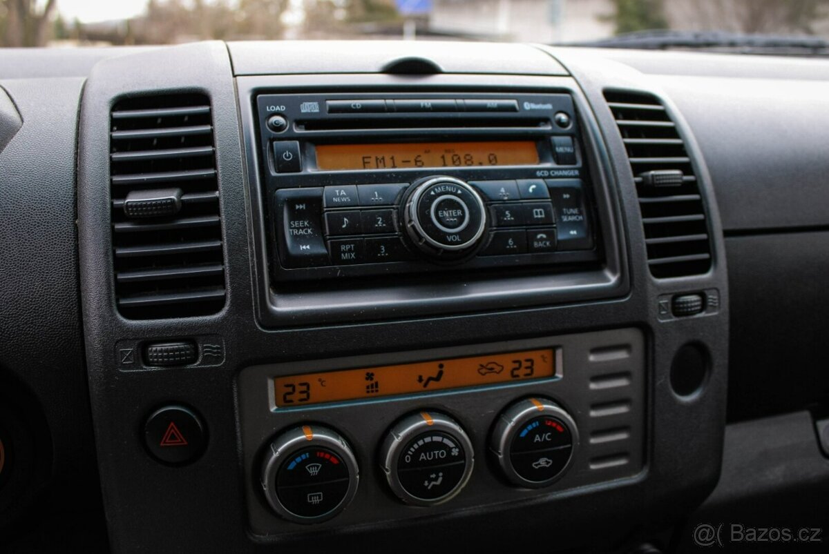 Nissan Navara DoubleCab 2.5D XE - 14