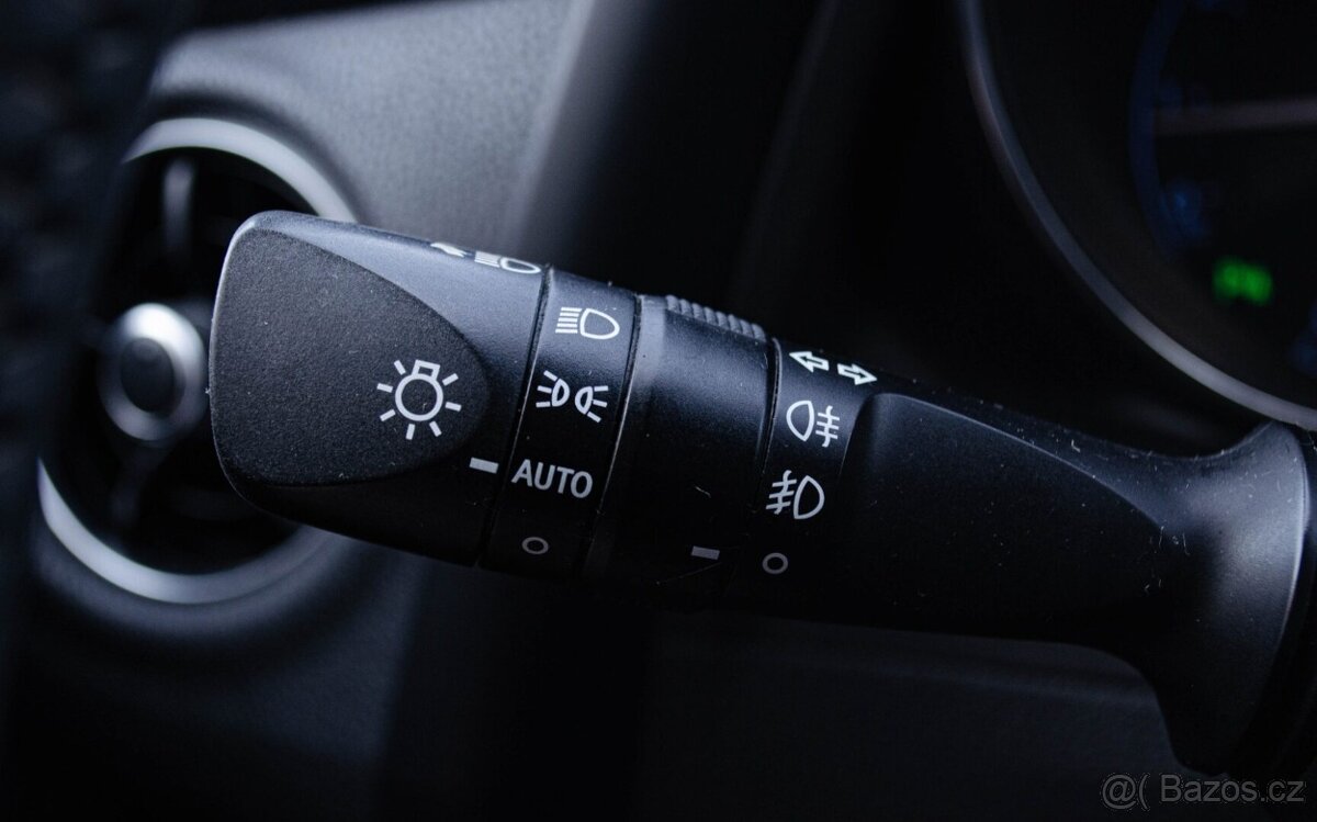 Toyota Auris 1.6i Automat LPG - 14