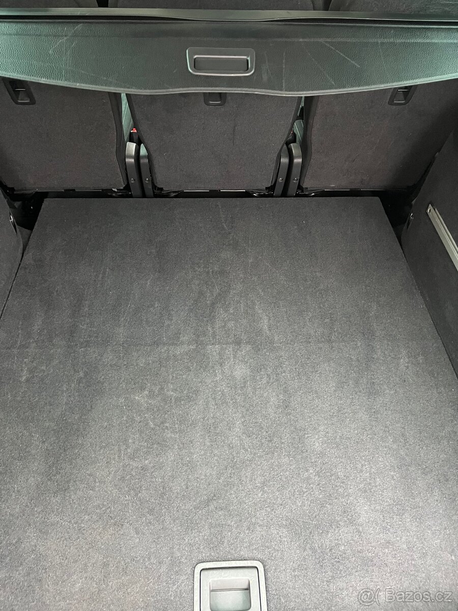 Volkswagen Sharan 2,0TDI top stav - 14