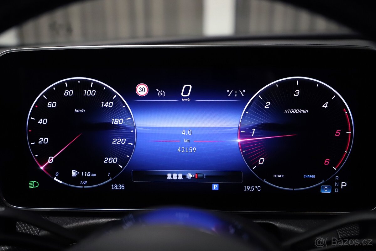 Mercedes-Benz C 220d 4MATIC - otevřeno celý víkend do 20:00 - 14