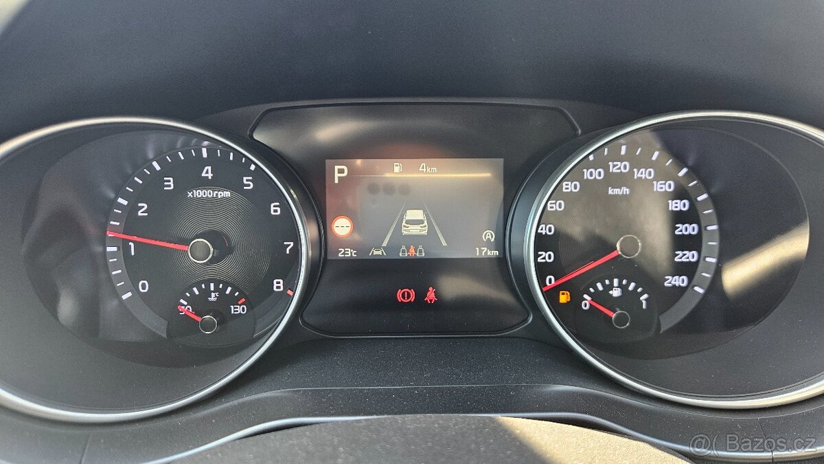 Kia Ceed SW automat - 14