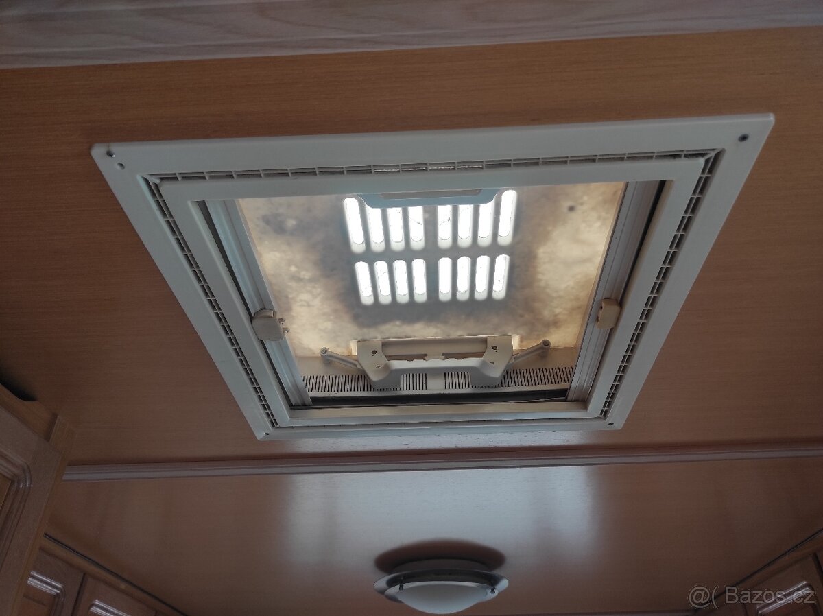 Obytný přívěs Fendt 410 A ,výborný stav - 14