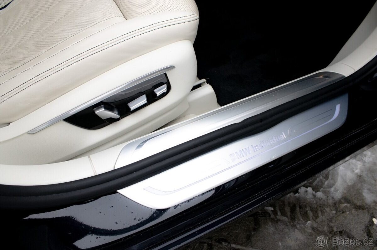 BMW Rad 7 740Ld xDrive A/T - 14