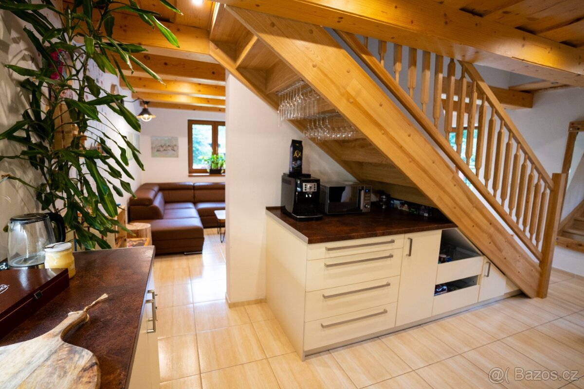 Dům k pronájmu - 14