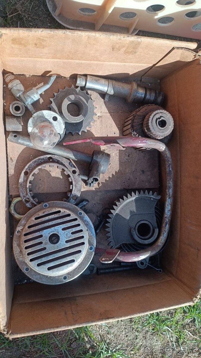 Jawa 350/360 - 14