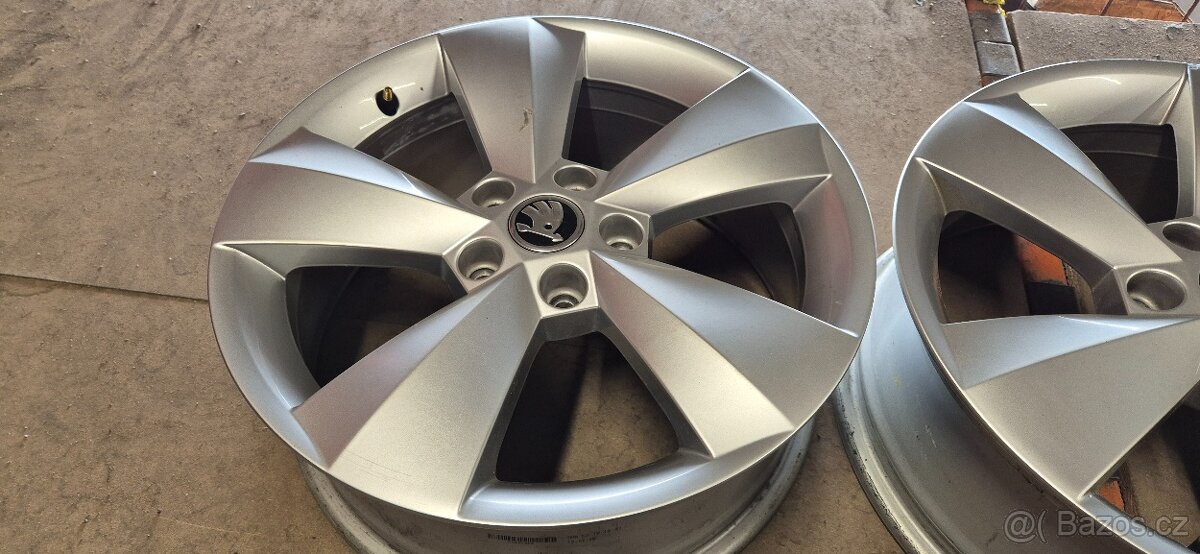 Alu kola originál Škoda 5x112 6,5x17 ET38 565 601 025 J - 14