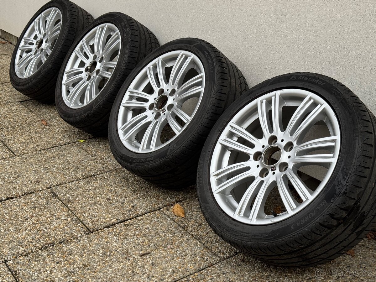 BMW Řada 1, 116 i M-paket AUTOMAT 2x ALU (zimní i letní) - 14