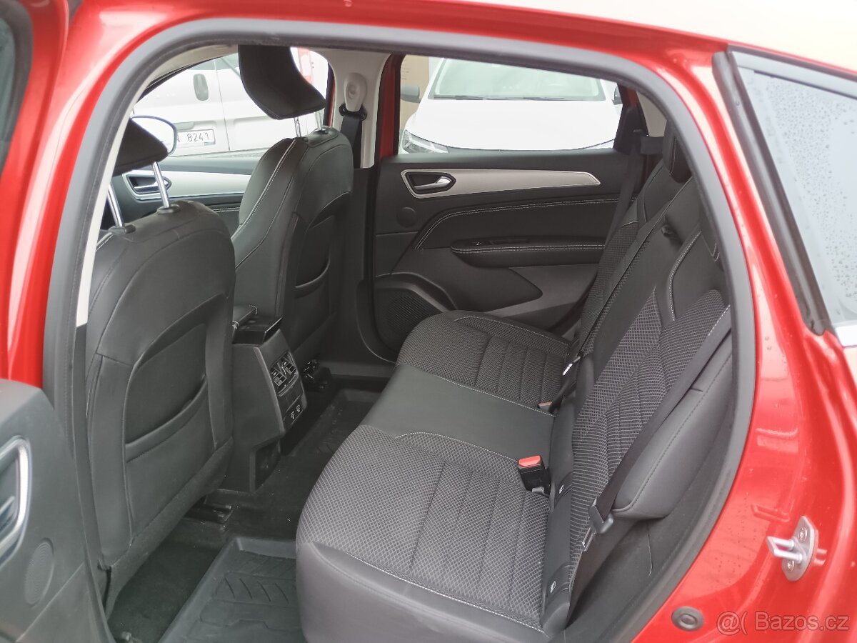 Renault Arkana Intens E-Tech 145 - pěkný stav - 14