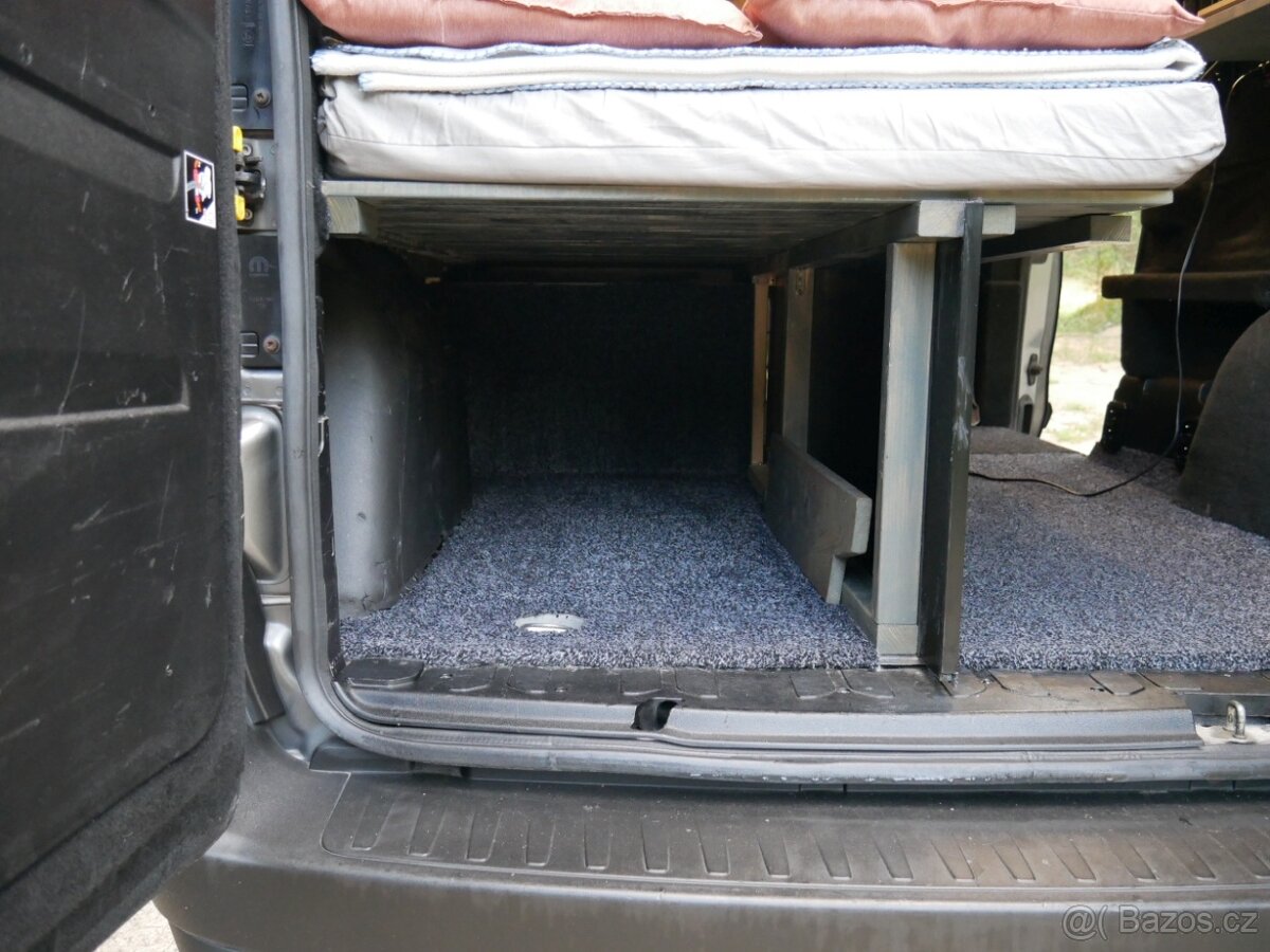 OBYTNÁ MINIDODÁVKA Fiat Dobló 2.0 CRDi 99kW - soběstačná - 14