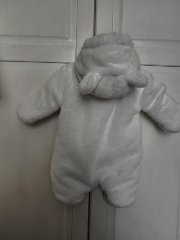 Bílá, chlupatá kombinéza pro novorozence - 14