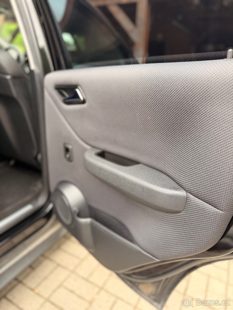 Mercedes-Benz A-Class W169 A160 Exkluzivně - 14