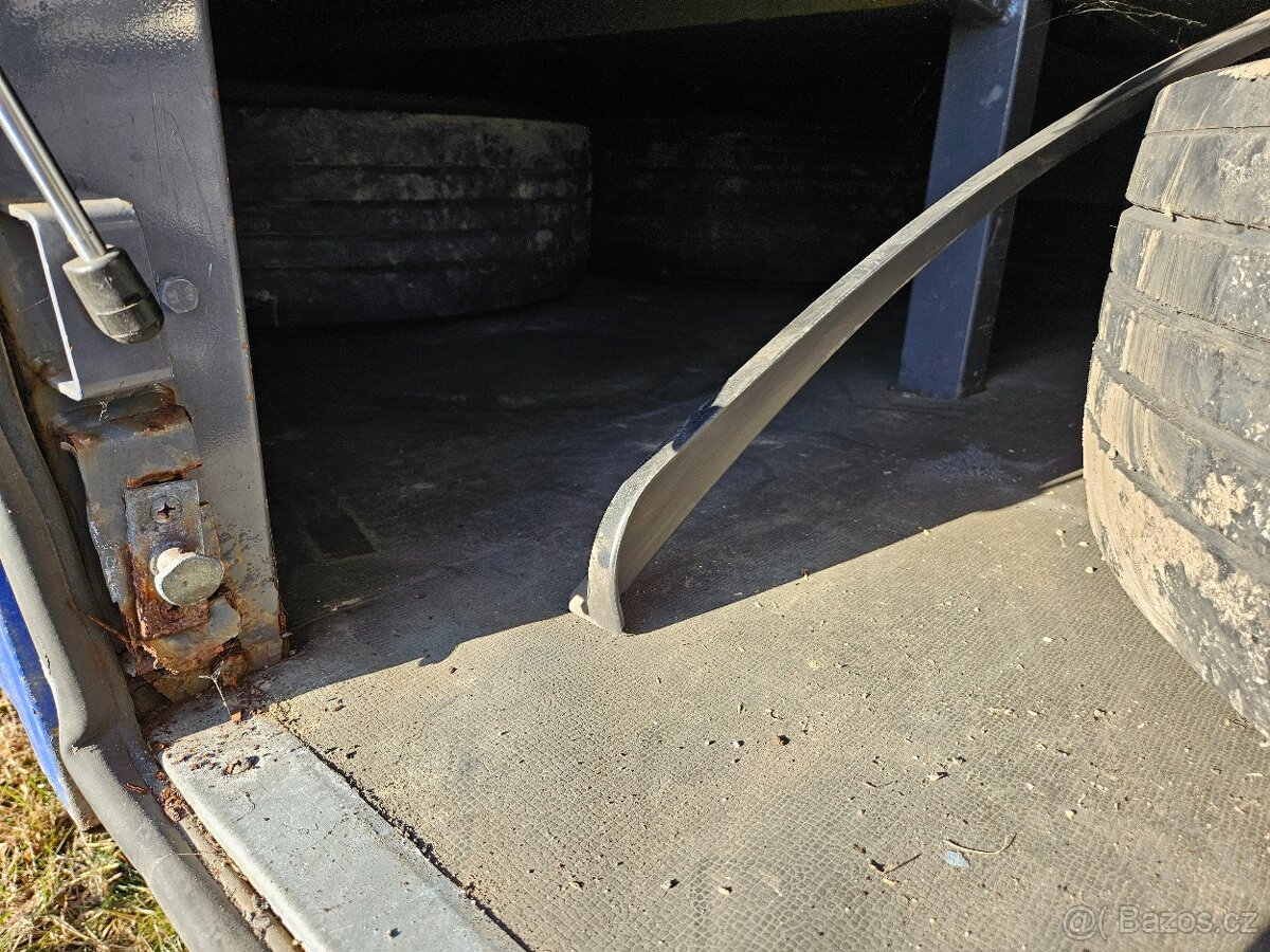 Obytný autobus KAROSA - 14