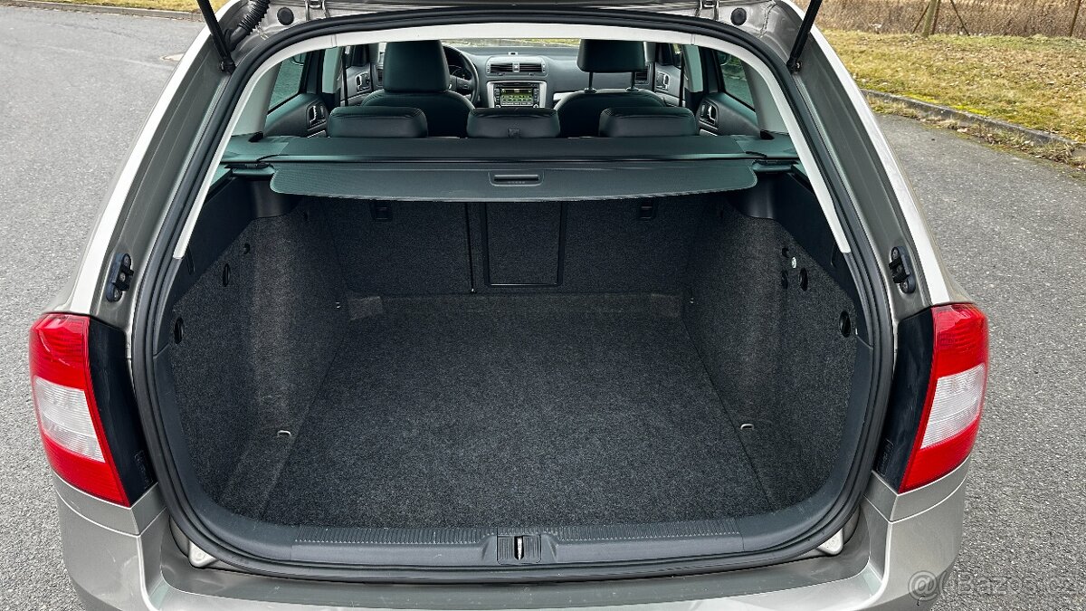 ŠKODA OCTAVIA 2.0 TDI DSG - 14