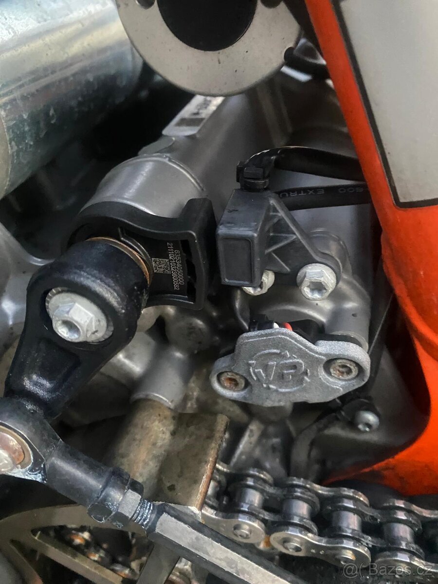 Ktm Adventure 890r - 14