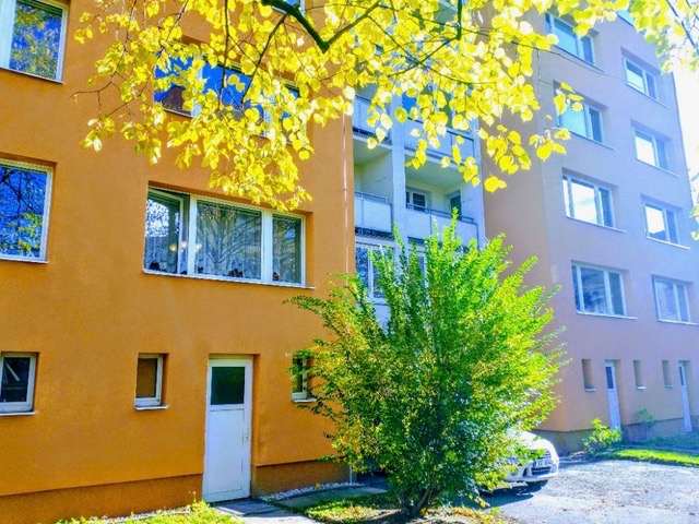 Prodej bytu 74 m2 v Českých Budějovicích před rekonstrukcí - 14