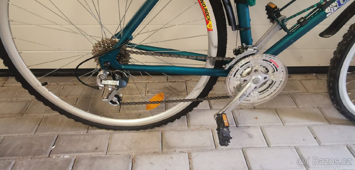 Trekingové kolo Superior - 14