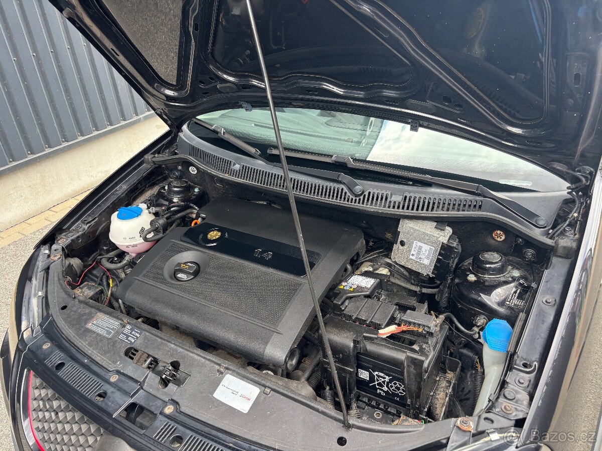 Volkswagen Polo Cross 1.4i 74kW - 14