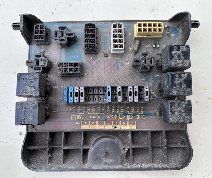 Škoda Favorit Forman Felicie 120 volant a díly - - 14