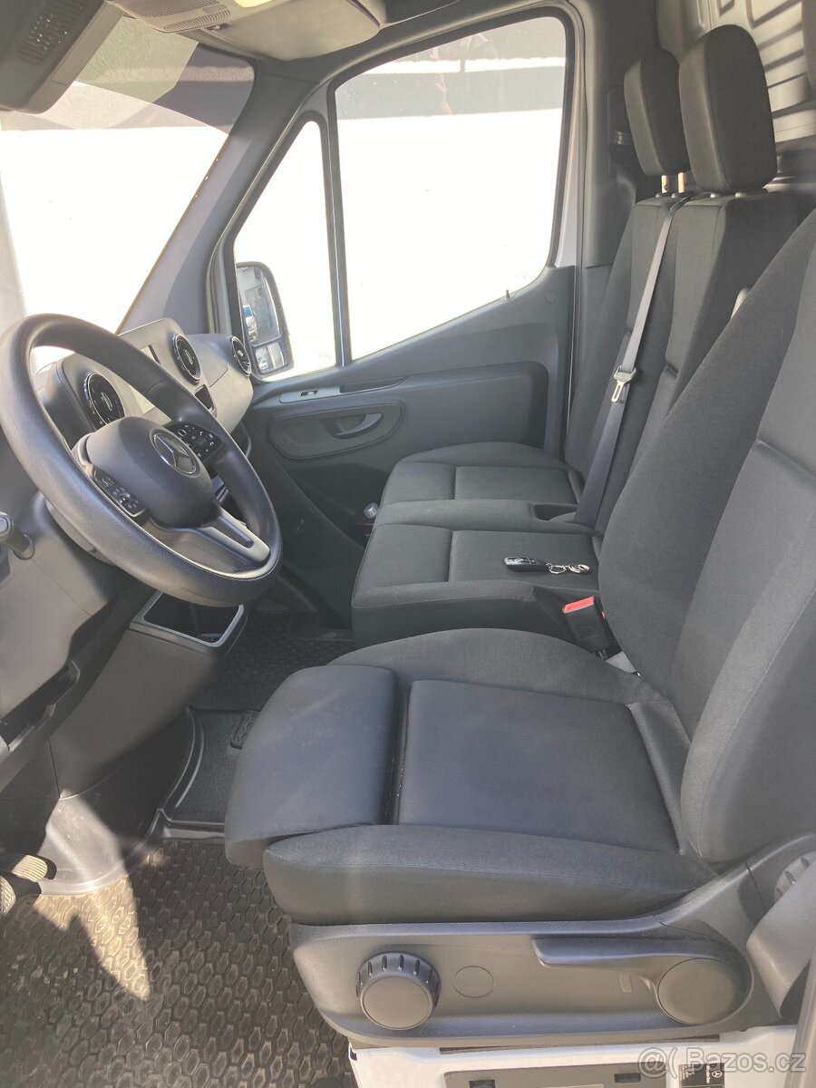 Mercedes Sprinter 319 CDi, 3,0 V6, 140 kw, DPH - 14