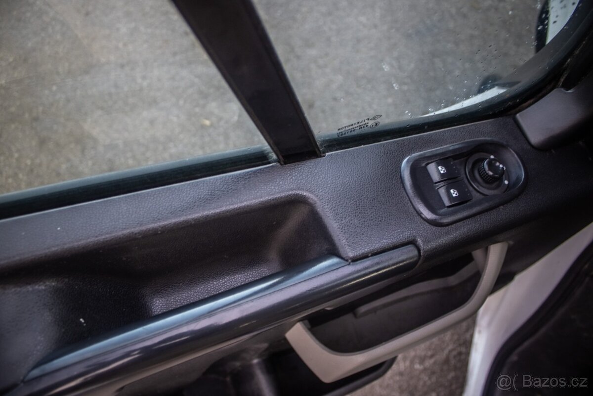 Renault Master 2.3 DCi 96kW, M6 - 14