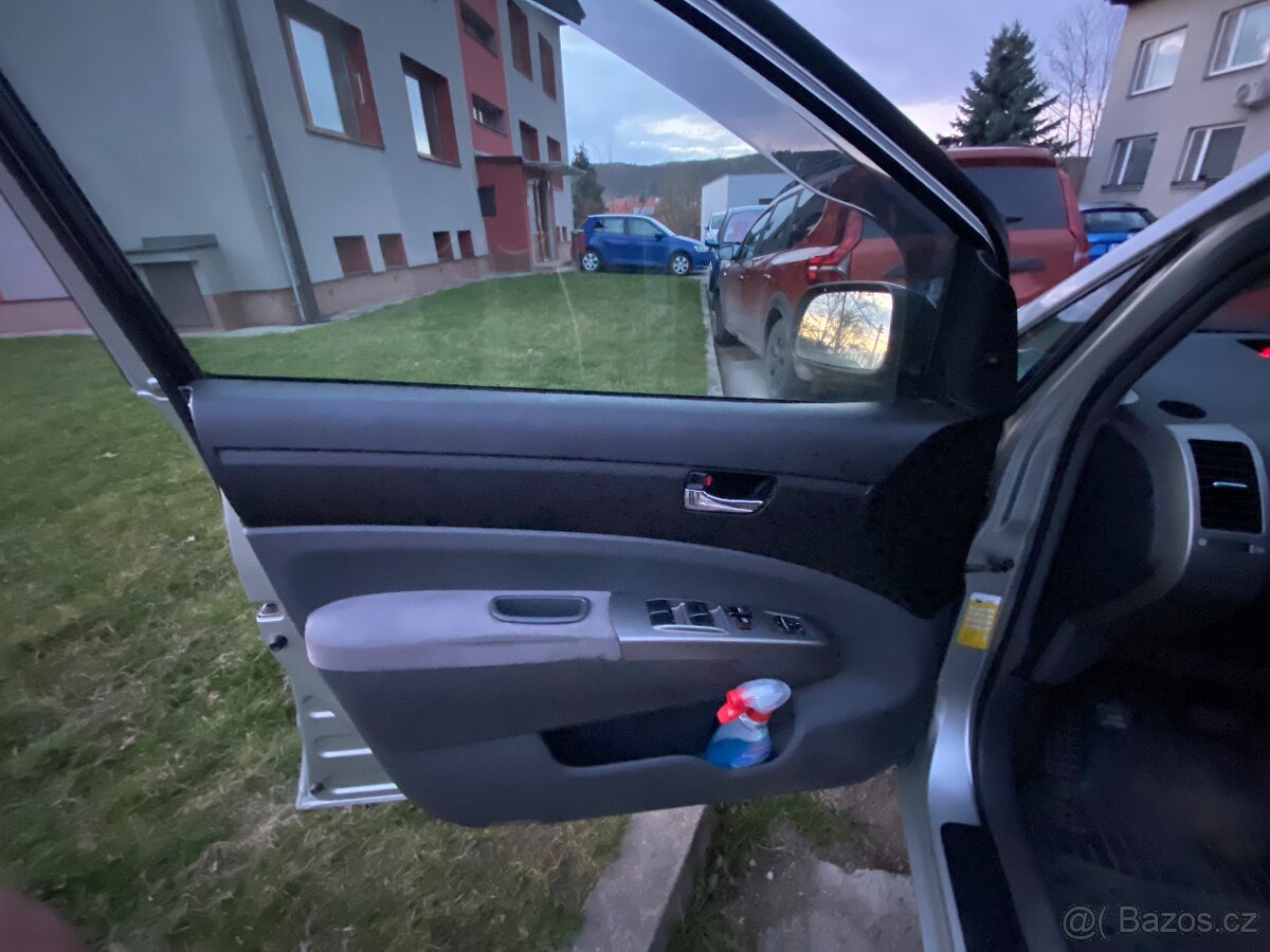 TOYOTA Prius 20 - 14