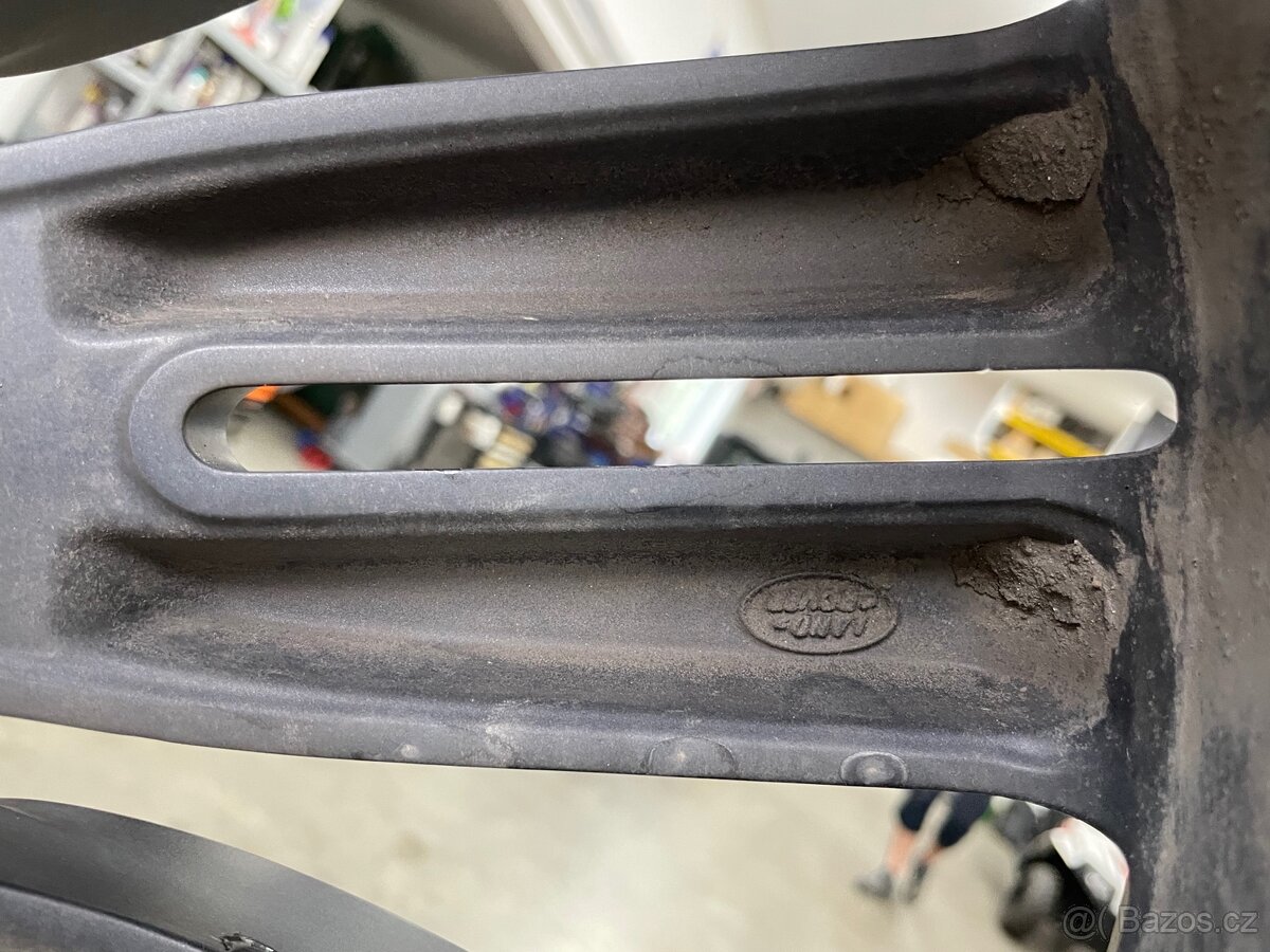 Disk z Ranger Rover Velar - 14