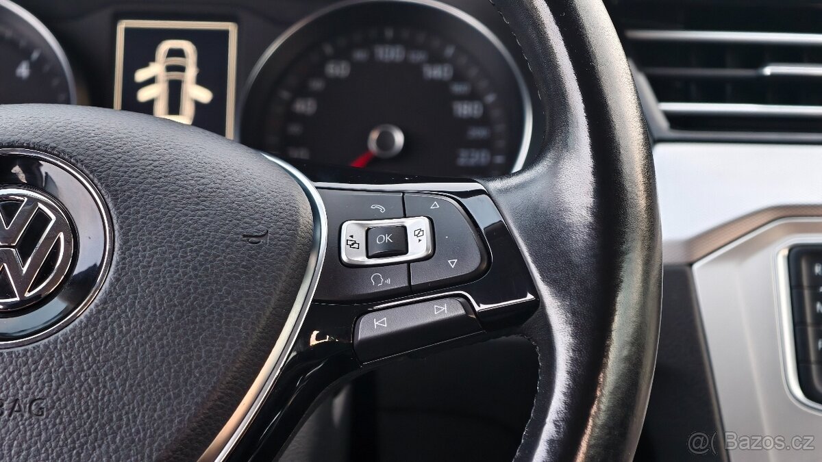 Volkswagen Passat B8 2016 2.0 TDI 140 kW DSG - 14