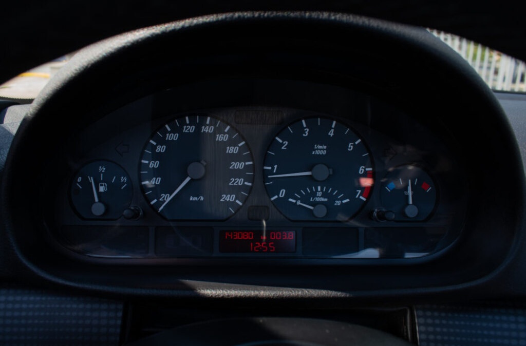 BMW Rad 3 Cabrio 320Ci radový 6-valec - 14