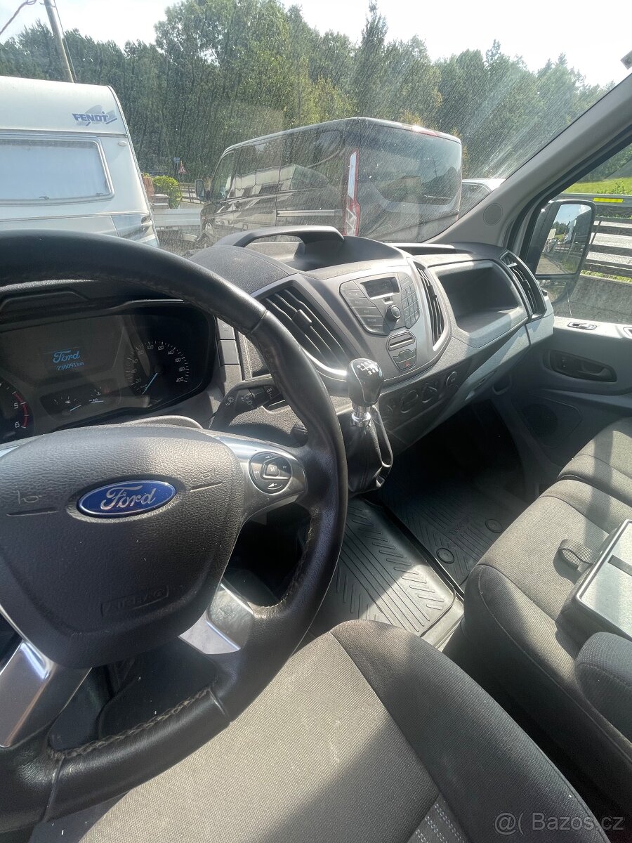 Obytny vůz Ford Transit - 14