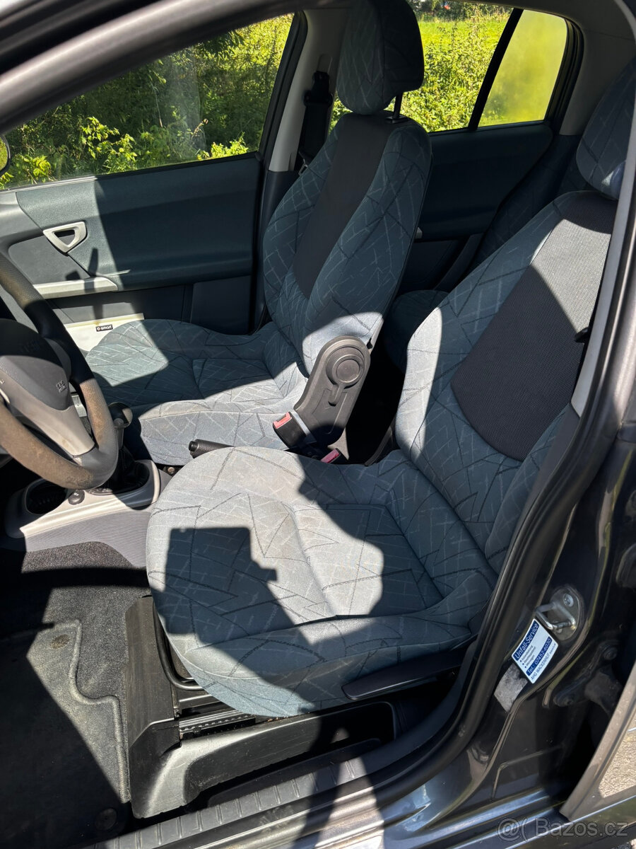 Smart ForFour 1.3i 70kW, RV 2004, Klima, Nová STK - 14