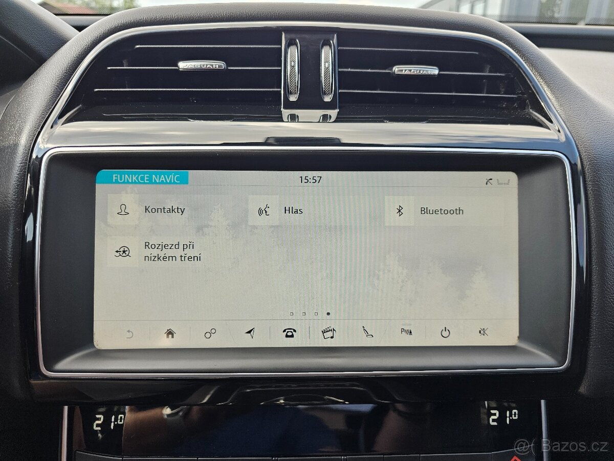 JAGUAR XE 2019 2.0D 132kW,VÝHŘEVY,NAVI,TEMPOMAT,SERVISKA - 14