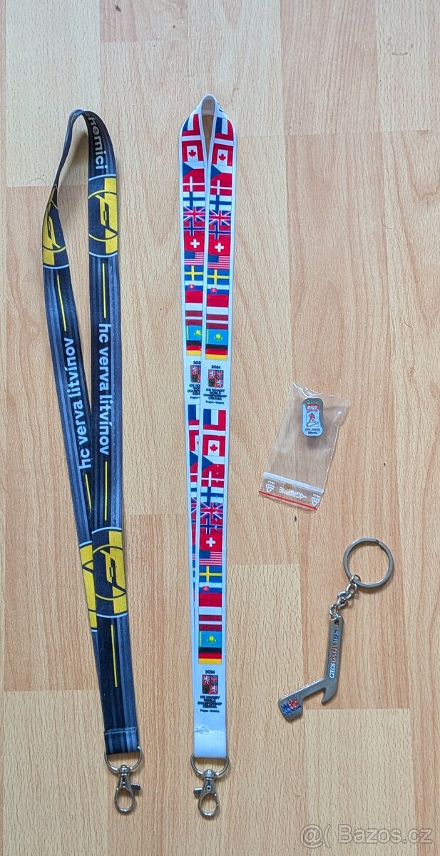 Hokejové dresy a artefakty všeho druhu - 14