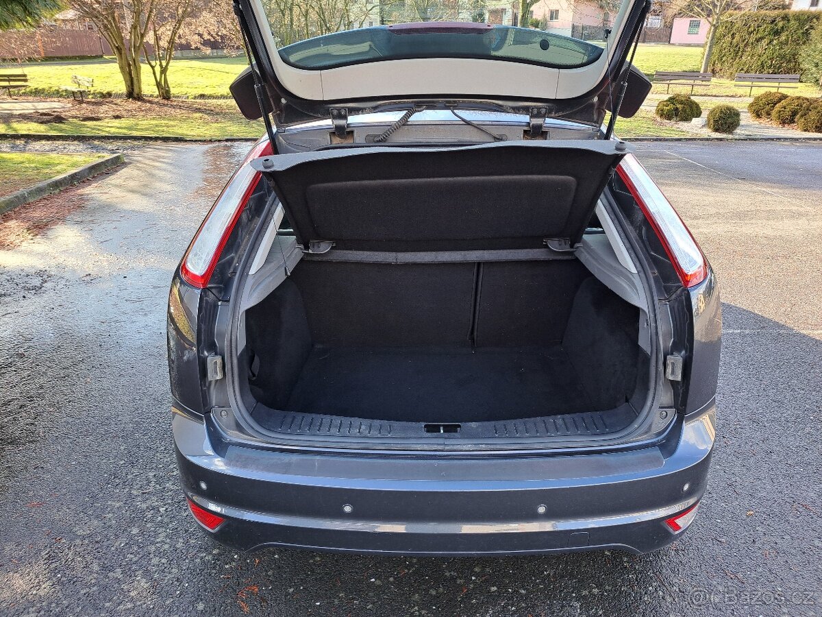 Ford Focus 1.8 16V duratec 92kw,r.v.2010 - 14
