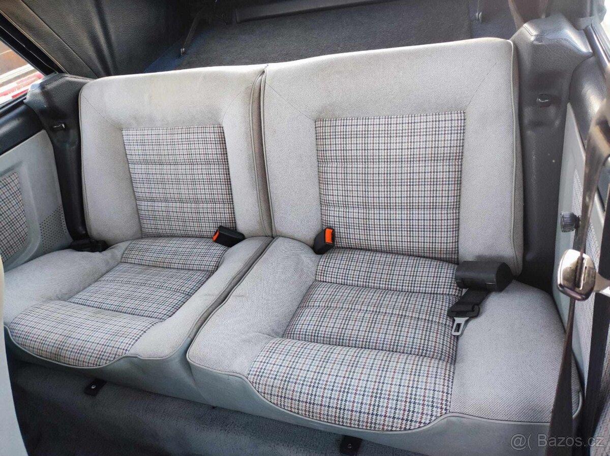 VOLKSWAGEN GOLF 1 CABRIO KARMANN - 14