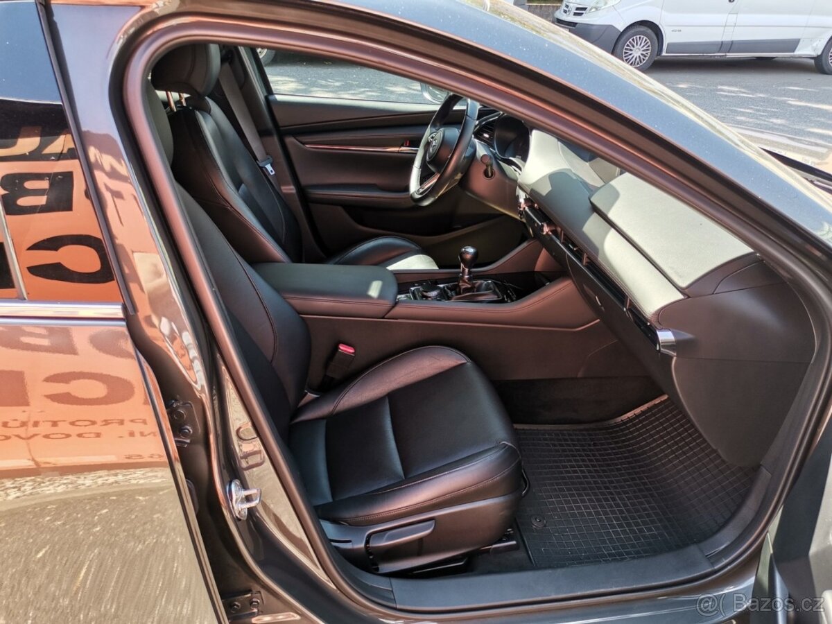 Mazda 3 2.0iX 132kw Full výbava - 14