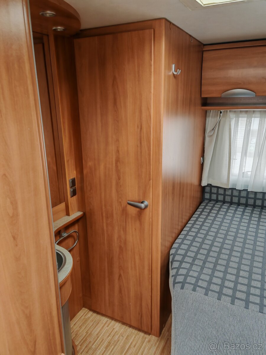 Karavan Hymer Eriba Nova 465 - 14