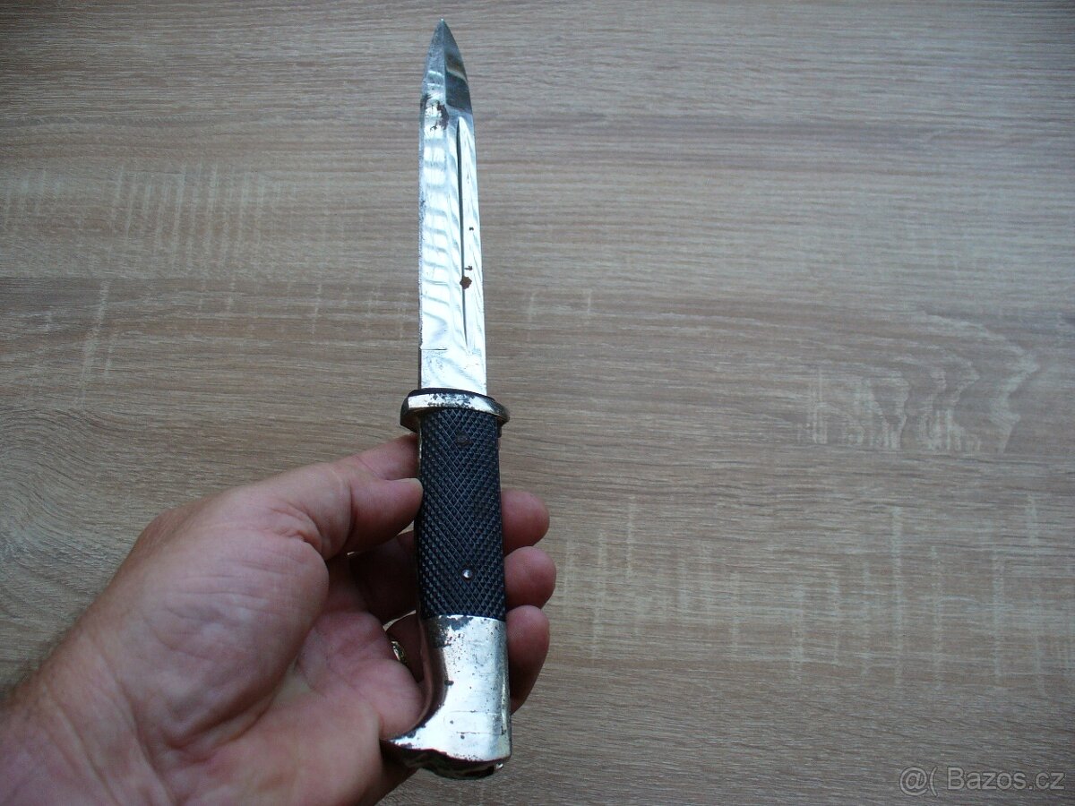 Nemecky,valecny vychazkovy bajonet bez pouzdra. - 14