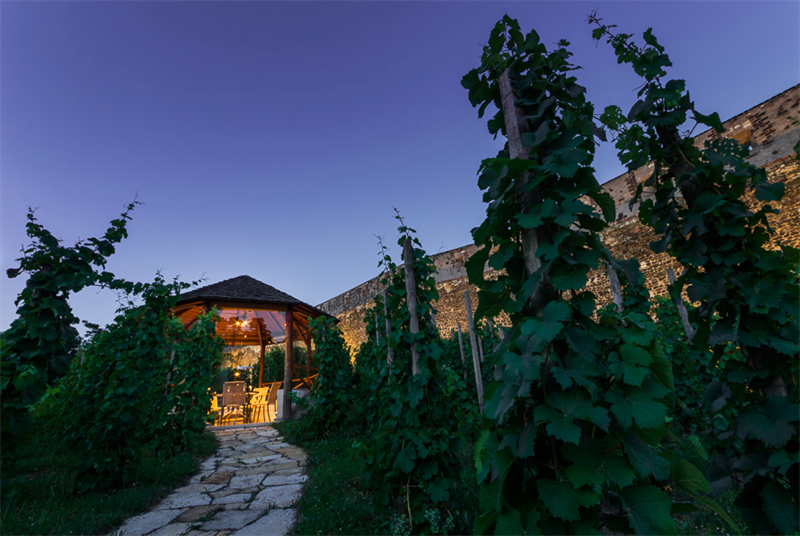 Loftový byt 2+kk na Albertově s GS - 14