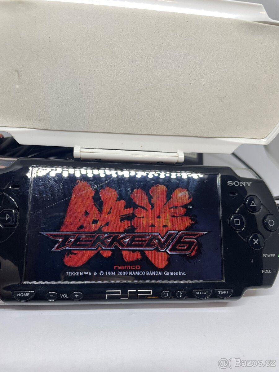 PSP 2004 Playstation Portable - 14