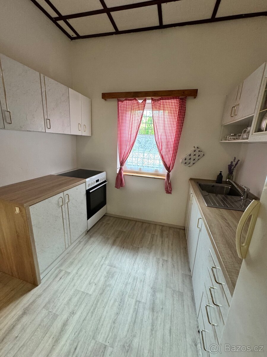 Prodej zděné chaty přímo u řeky - 14