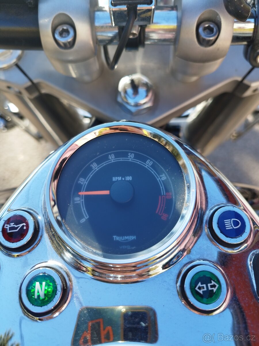 Triumph America - 14