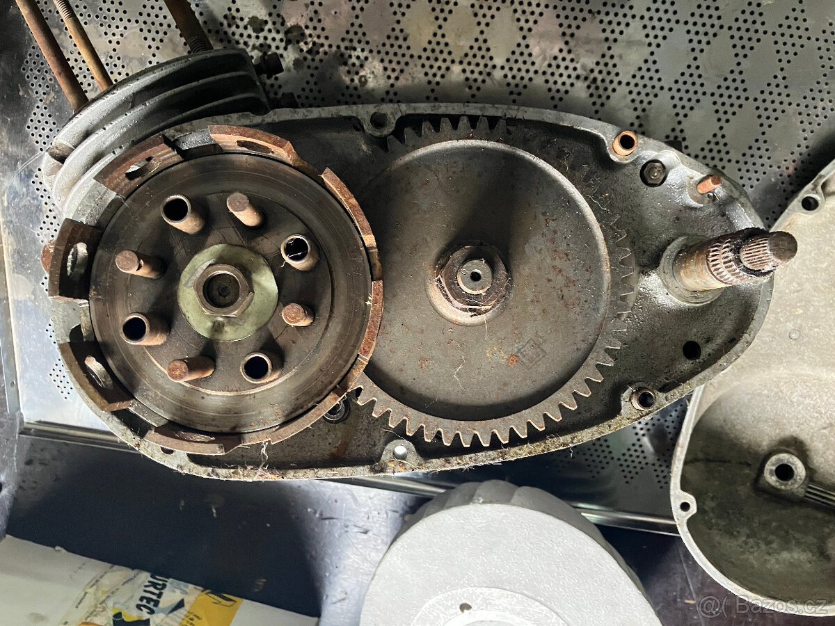 ČZ 250 typ 968 motokros-motor - 14